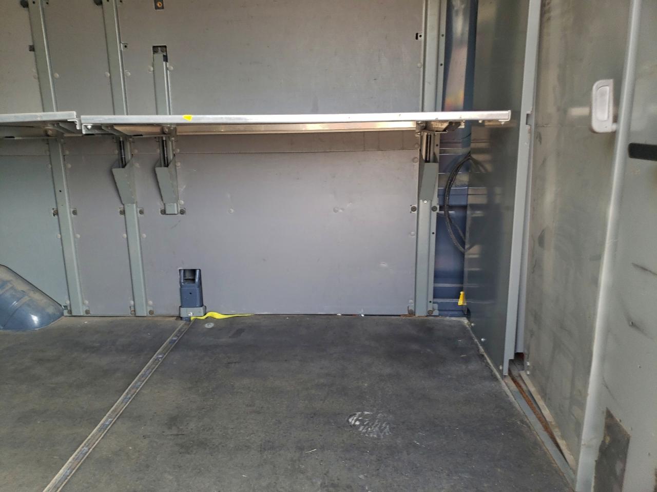 Ford Transit T-250 Image 6