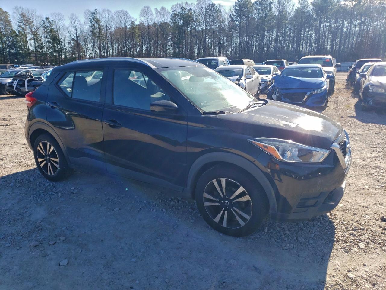 Nissan Kicks S Image 2