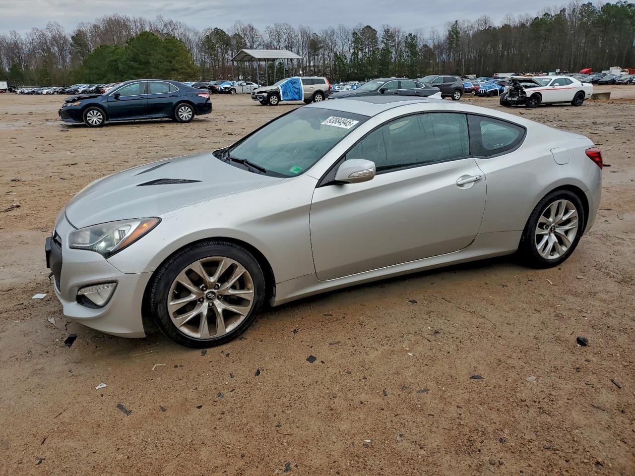 Hyundai Genesis 3.8l Image 1