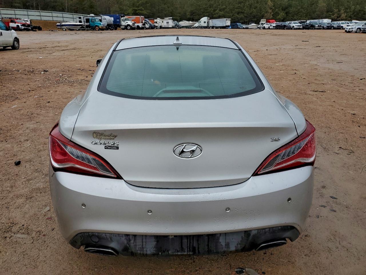 Hyundai Genesis 3.8l Image 8