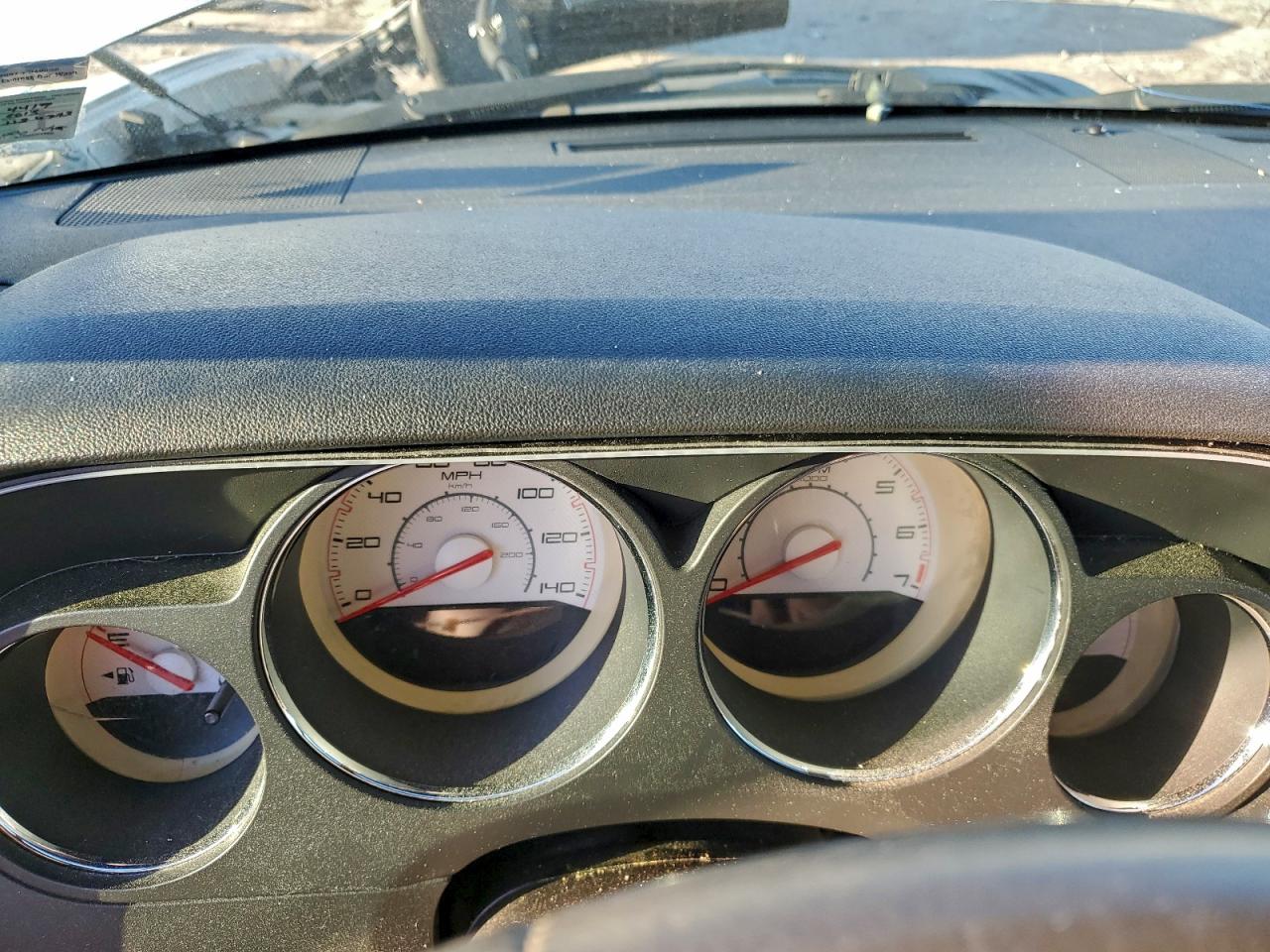 Dodge Challenger Sxt Image 7