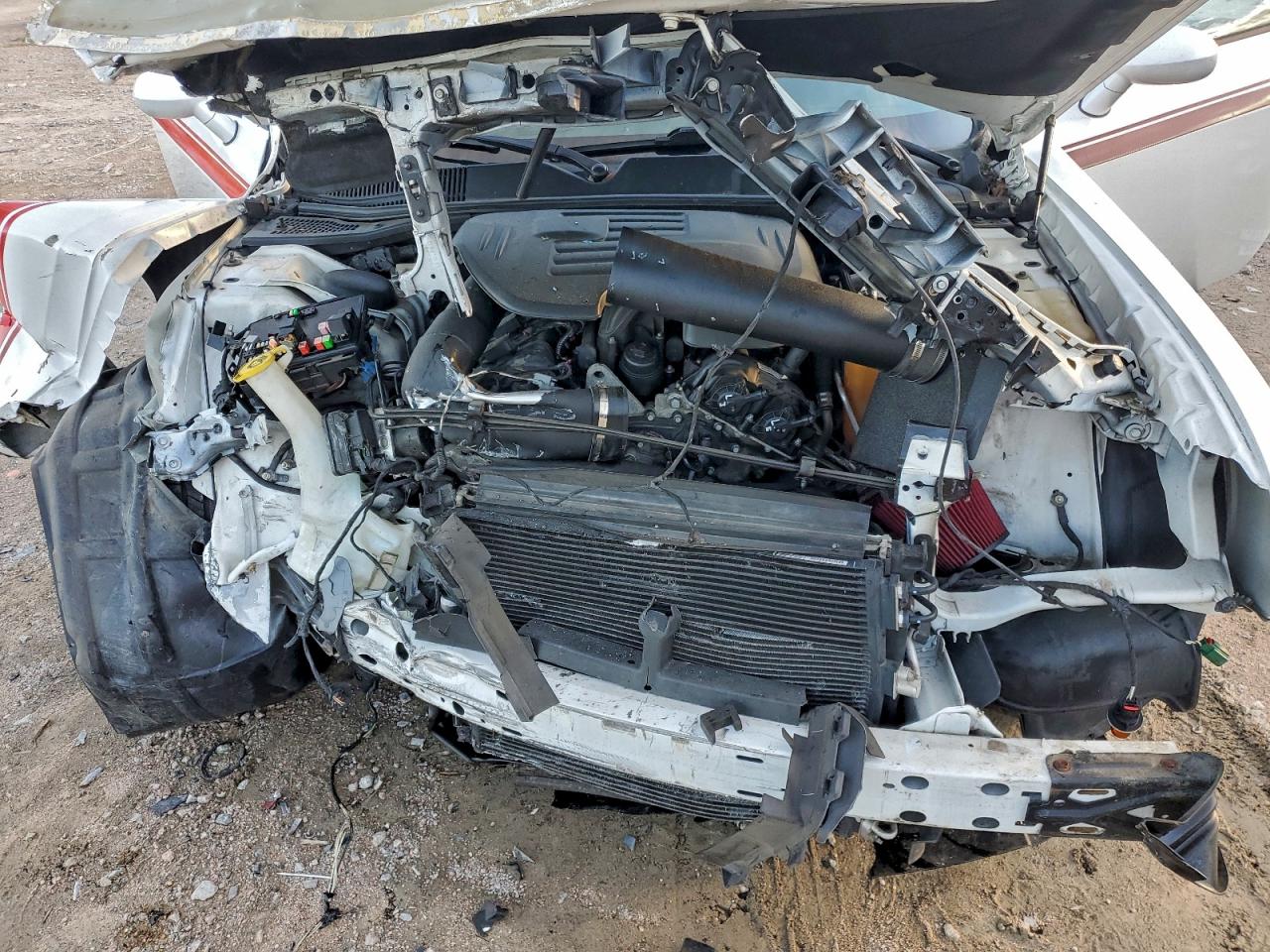 Dodge Challenger Sxt Image 12