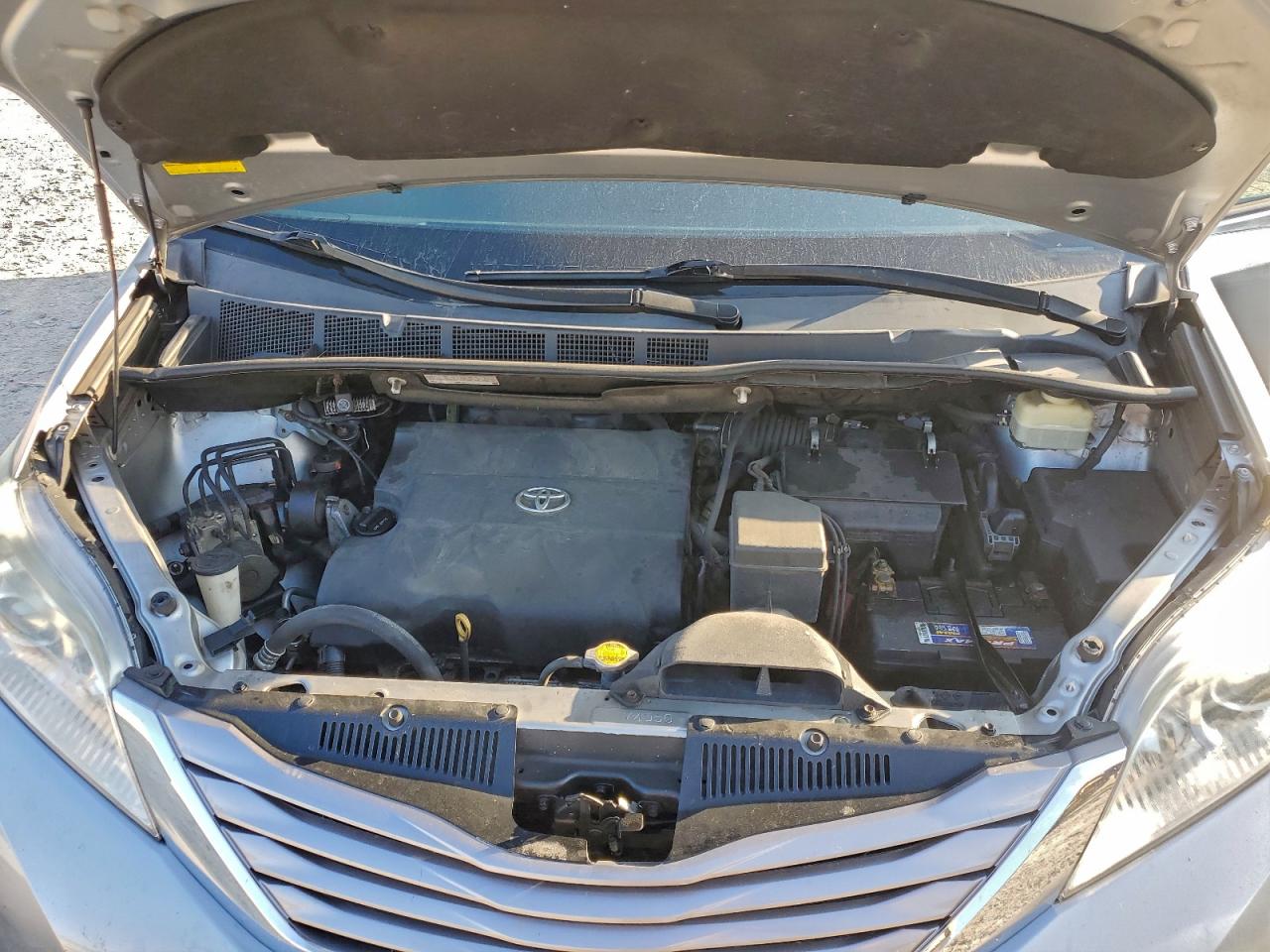 Toyota Sienna Xle Image 13