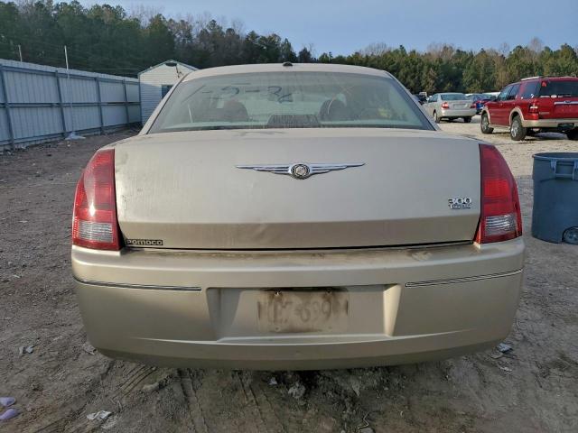 Chrysler 300 Touring Image 10