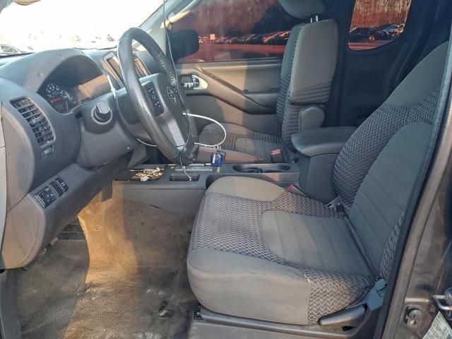 Nissan Frontier Sv Image 11