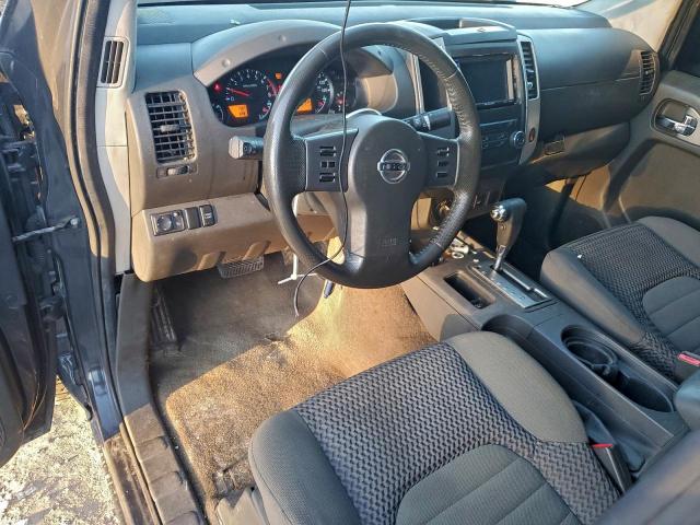 Nissan Frontier Sv Image 10