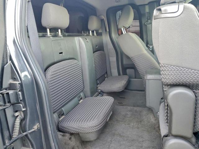 Nissan Frontier Sv Image 8