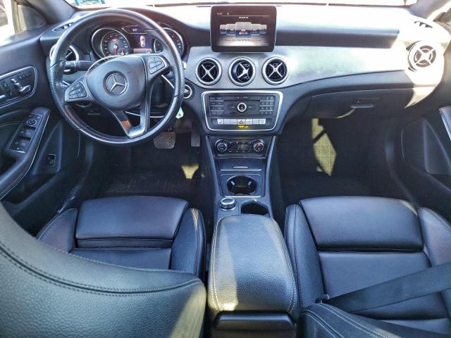 Mercedes-Benz Cla-class 250 4matic Image 11