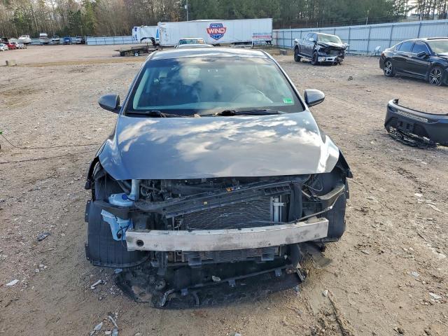 Hyundai Ioniq Blue Image 12