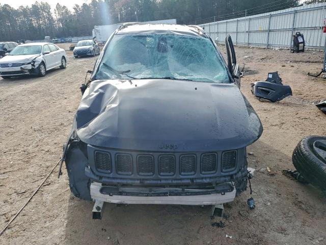 Jeep Compass Latitude Image 7