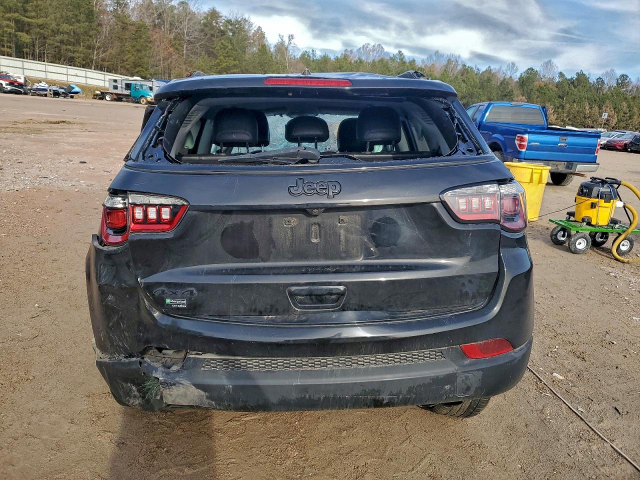 Jeep Compass Latitude Image 12