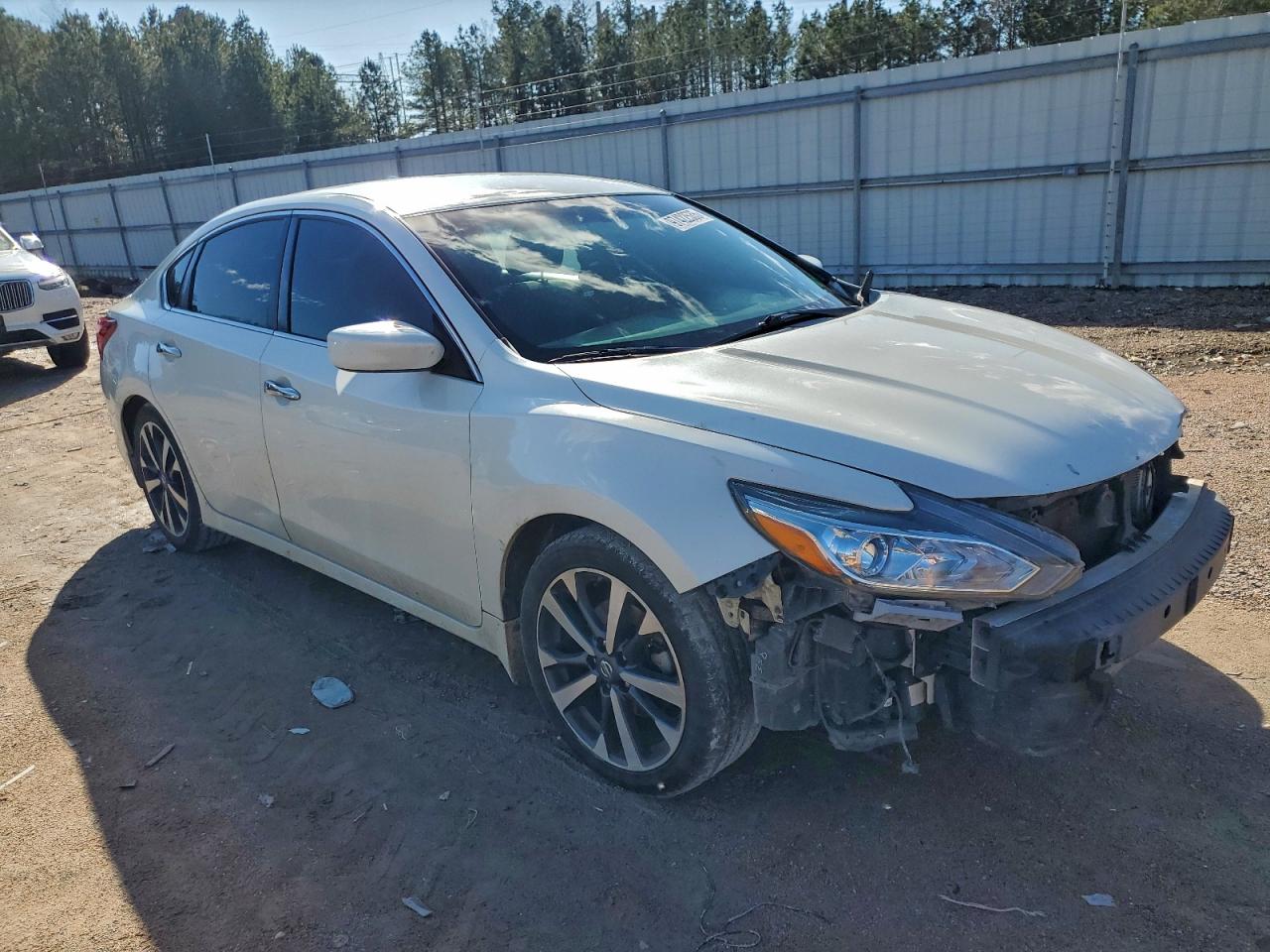 Nissan Altima 2.5 Image 3