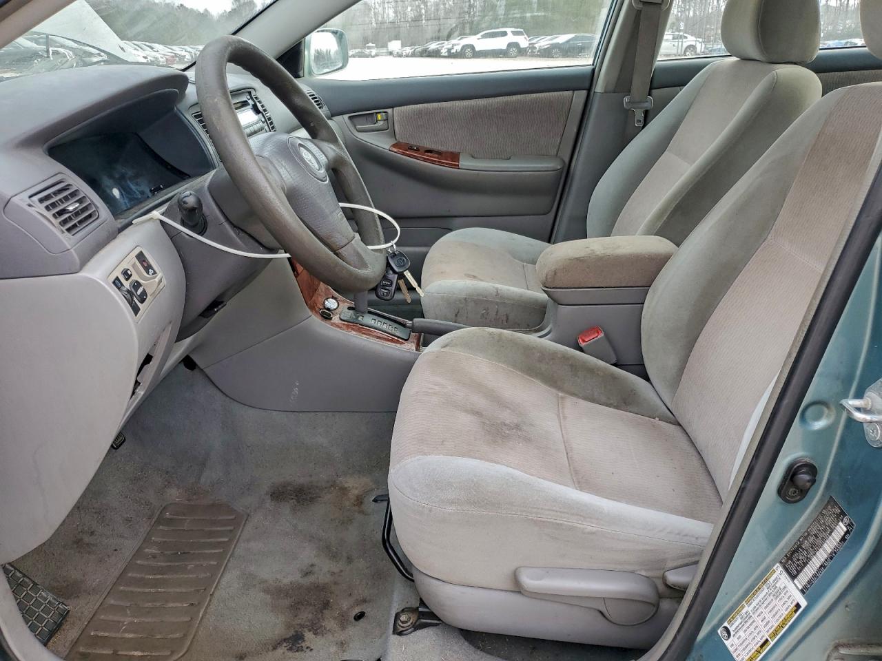 Toyota Corolla Ce Image 3