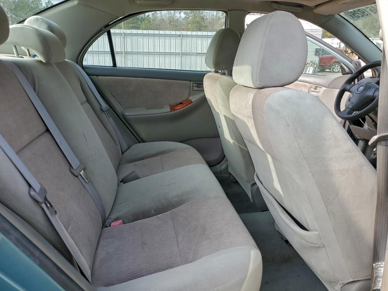 Toyota Corolla Ce Image 10